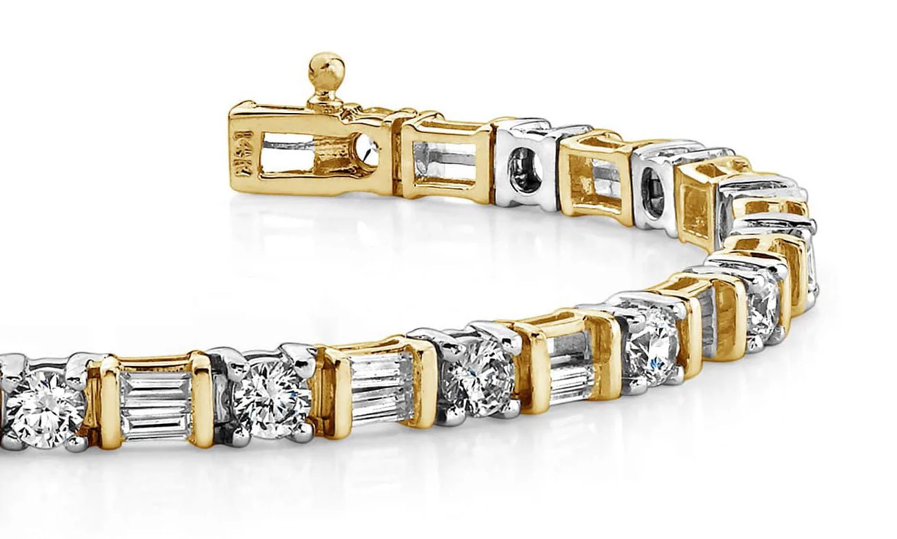 Round And Baguette Diamond Bracelet with 9.54 ct.(finished) 4x2mm, 4mm - Image 2