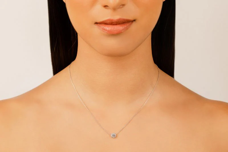 Round Diamond Centered Diamond Pendant with 0.24 ct.(finished) 1mm, 3.5mm - Image 3