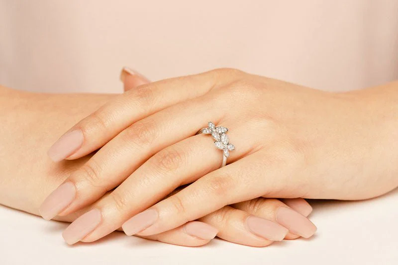 Sparkling Butterfly Diamond Ring with 0.35 ct.(finished) - Image 3