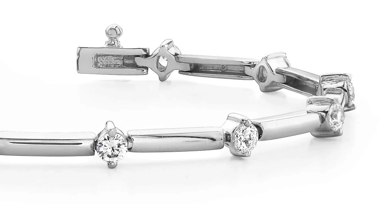 Starburst Solid Link Lab-Grown Diamond Bracelet with 0.96 ct.(finished) 2.8mm