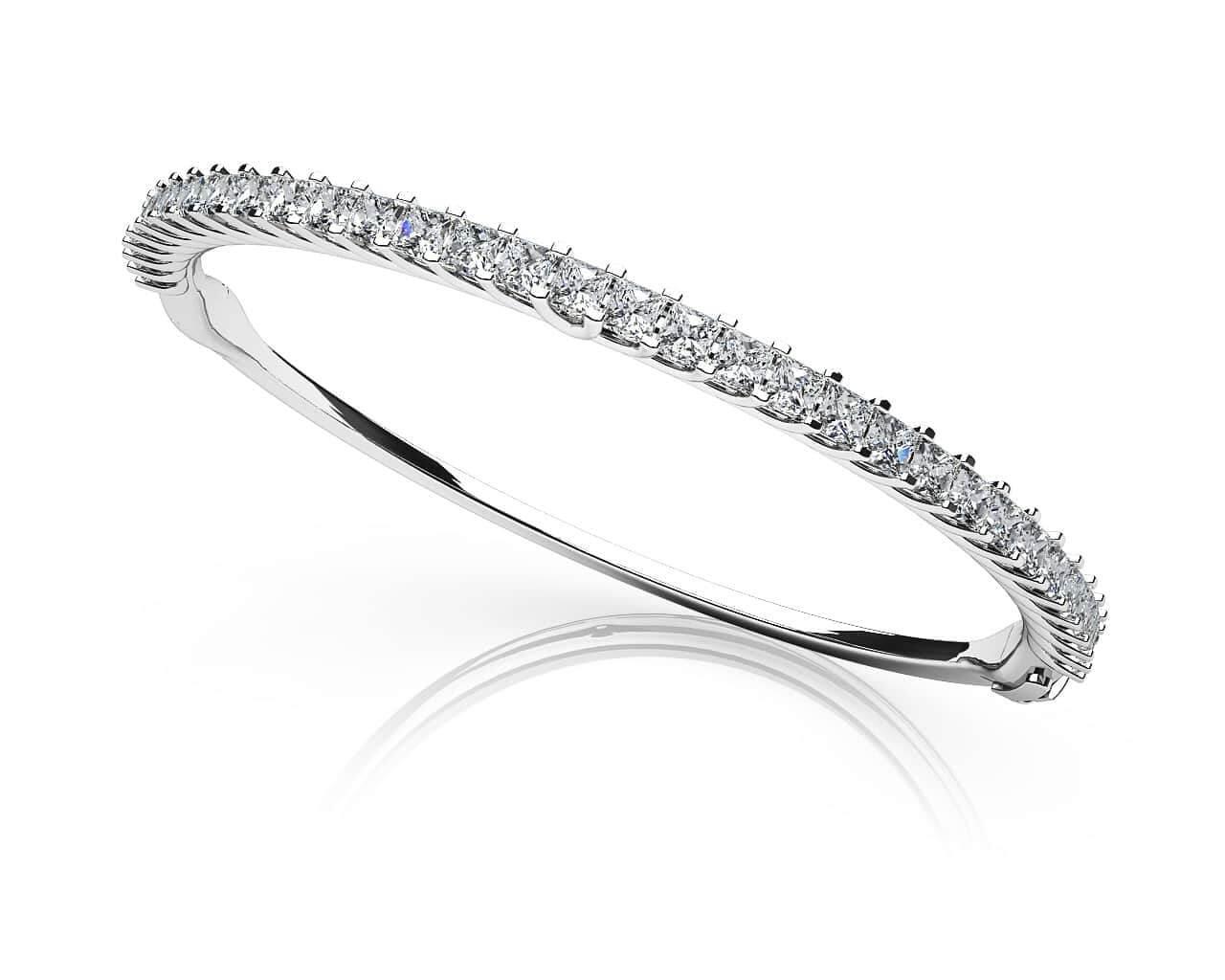 Timeless Elegance Princess Cut Bangle Diamond with 4.05 ct.(finished) 3mm