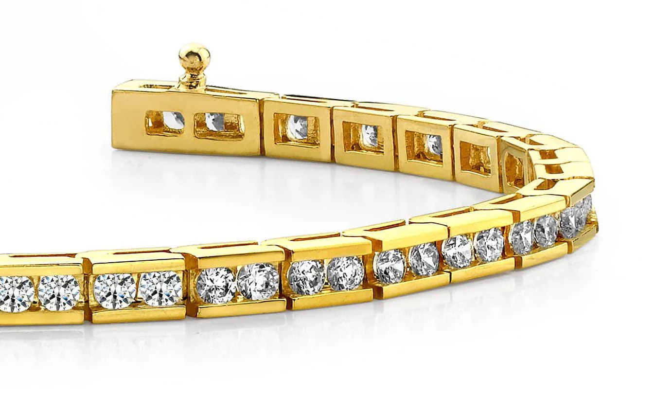 Timeless Roadway Diamond  Tennis Bracelet with 4.48 ct.(finished) 2.5mm - Image 2
