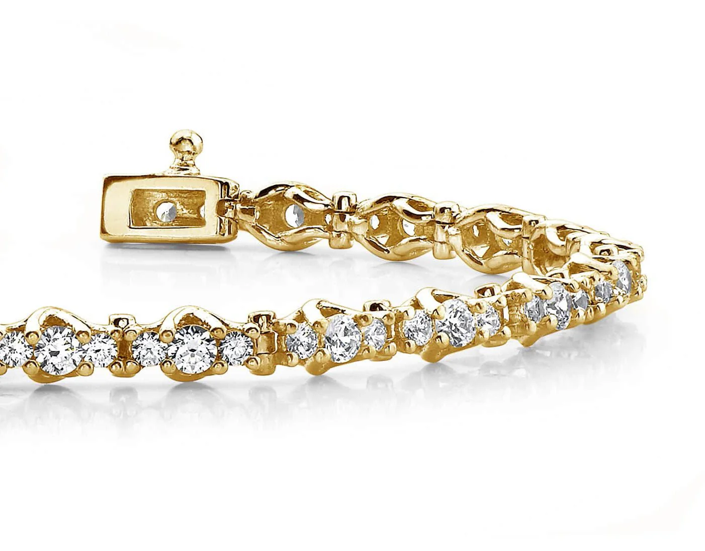 Triple Diamond Link Diamond Bracelet with 2.07 ct.(finished) 1.5mm, 2.25mm - Image 2