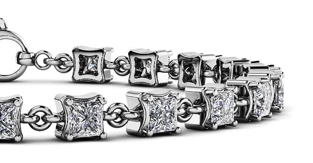 Unique Princess Cut Diamond Link Tennis Diamond Bracelet with 5.61 ct.(finished) 3.5mm
