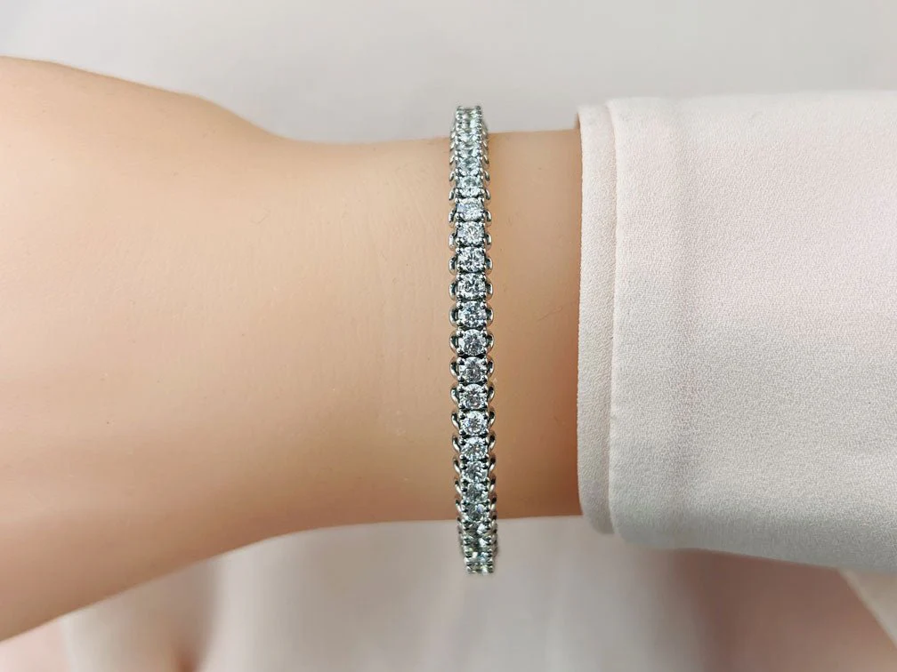 Unique Prong Diamond Bangle Bracelet with 1.74 ct.(finished) 2.5mm - Image 3