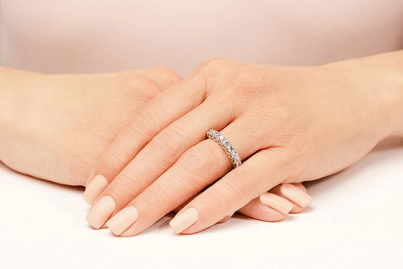 Unique Shared Prong Diamond Anniversary Diamond Ring with 0.59 ct.(finished) 2.3mm - Image 5