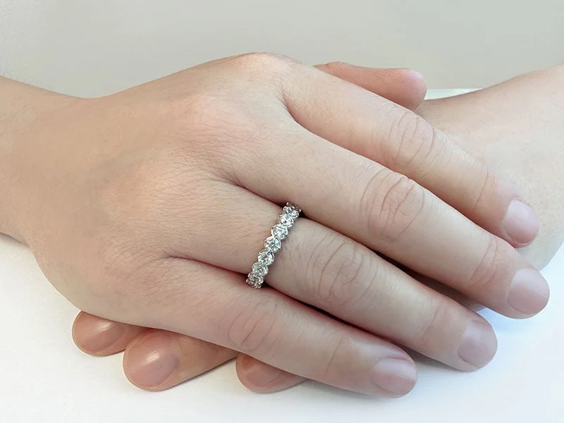 Uniquely Elegant Eternity Diamond Ring with 0.92 ct.(finished) 2mm - Image 3