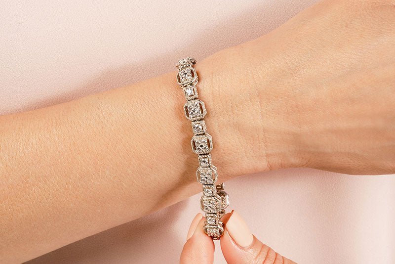 Vintage Quad Square Diamond Bracelet with 5.04 ct.(finished) 2.6mm, 3.3mm - Image 4