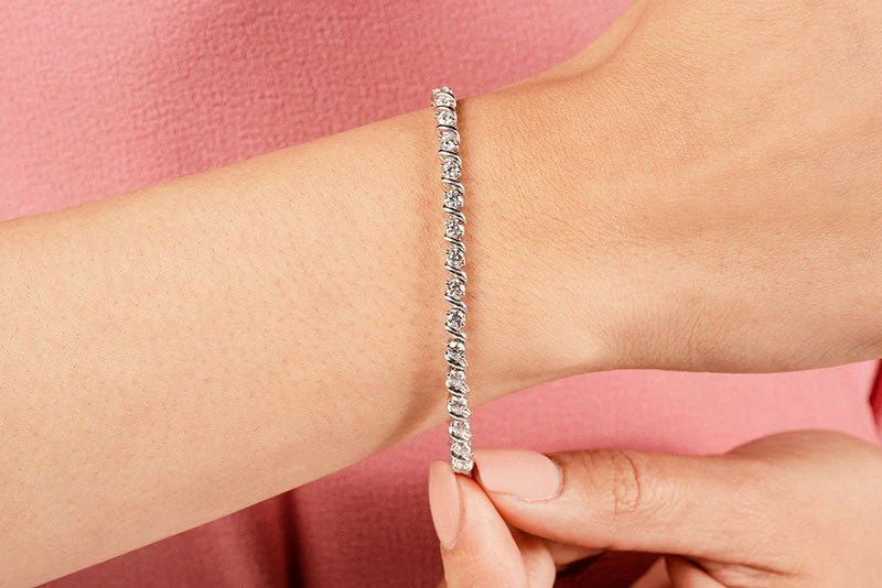 Wavy Hood Link Diamond  Tennis Bracelet with 1.98 ct.(finished) 2.25mm - Image 4