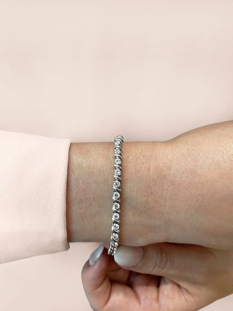 Wavy Hood Link Lab-Grown Diamond Tennis Bracelet with 4.08 ct.(finished) 3mm - Image 3